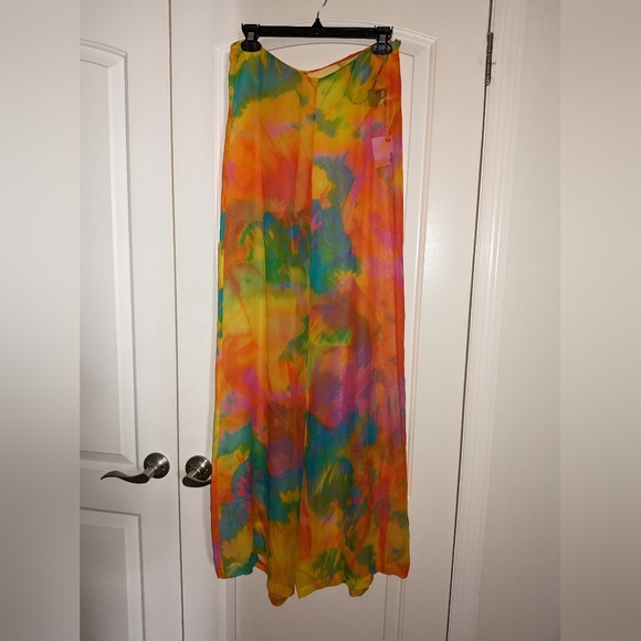 7. NWT SER.O.YA SILK CHIFFON BLOUSE & PANT SET IN ABSTRACT PALM - Picture 3 of 8